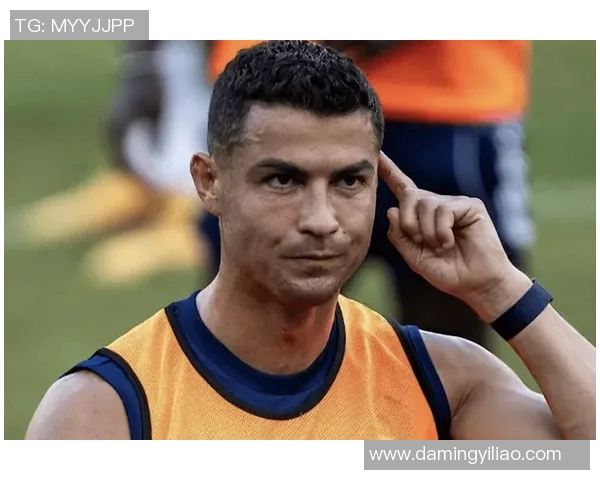 现役足球明星实力对比分析榜单揭示球场巨星真实表现与潜力