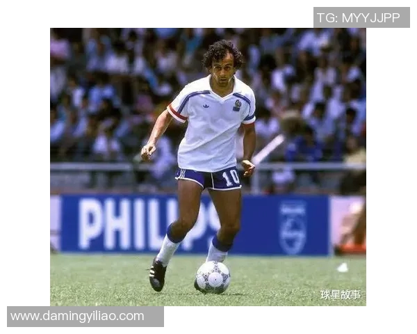我心目中最闪耀的足球明星与他背后的传奇故事