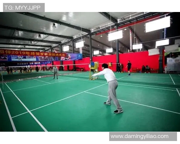 羽毛球纪实:见证北京羽毛球队从默默无闻到辉煌成就的成长历程